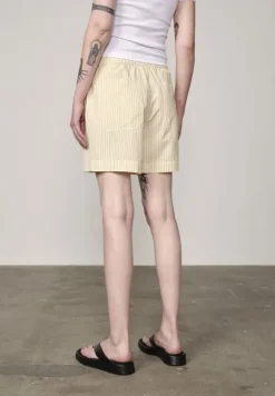 Alma Shorts