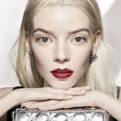 DIOR Addict - Shine Lipstick - 90% Natural Origin - Refillable 3,2 g