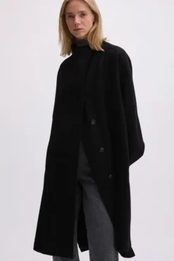DRAPY WOOL COAT