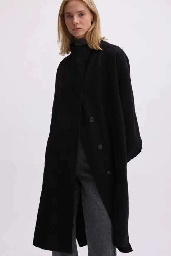 DRAPY WOOL COAT