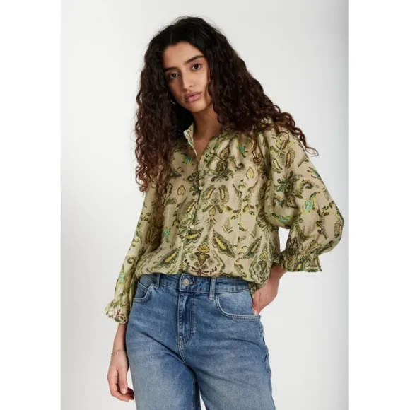 DuscleBBVivana shirt