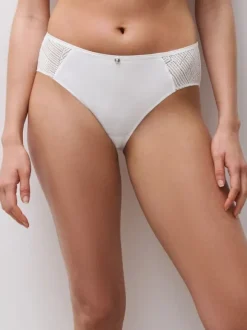 Emma Brief