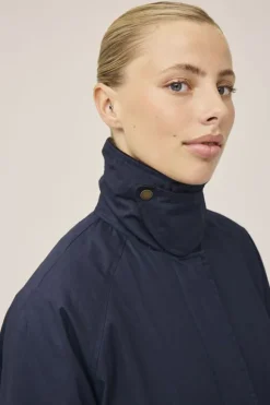 Emmy 4 coated jakke med fløjlskanter - GRS