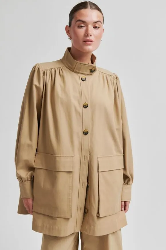 Gable Jacket