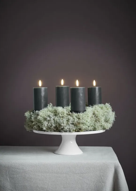 Giftbox w. spike, remote, LED pillar candle, Pine green, Smo
