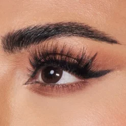 Hoodie Flares #25 - Classic Lashes