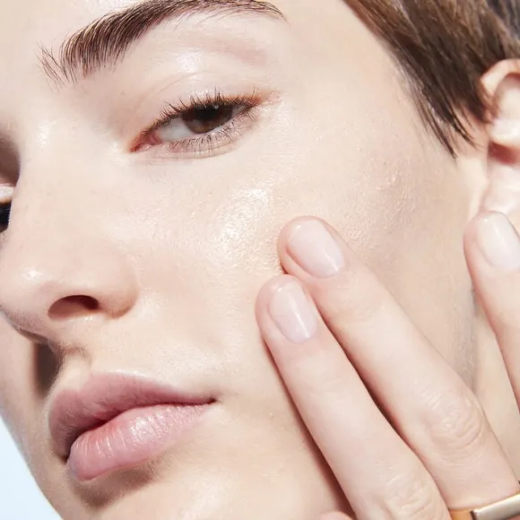 Hyper Real Fresh Canvas Cleansing Oil
