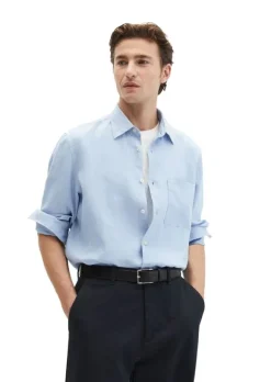 Kent collar, long sleeves, one rect