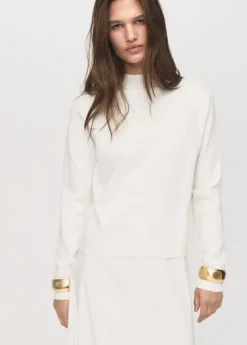Knitted sweater with perkins neck