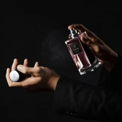 Le Vestiaire des Parfums Lavalliere