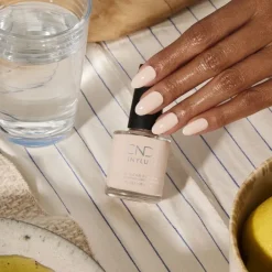 Linen Luxury CND VINYLUX