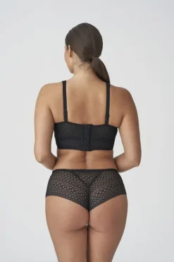 Montara luxury string