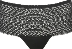 Montara luxury string