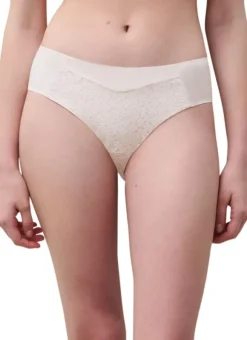 Norah Brief