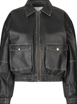 Opeyamd jacket