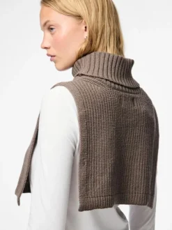 PCJANNI NECKWARMER NOOS BC