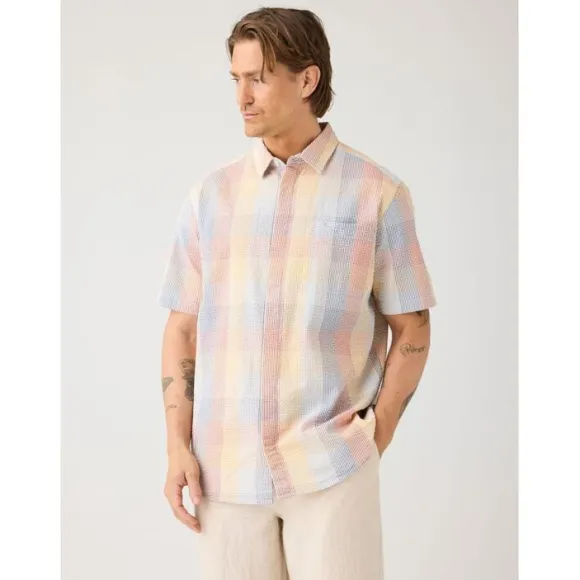Relaxed seersucker short sleeve shirt