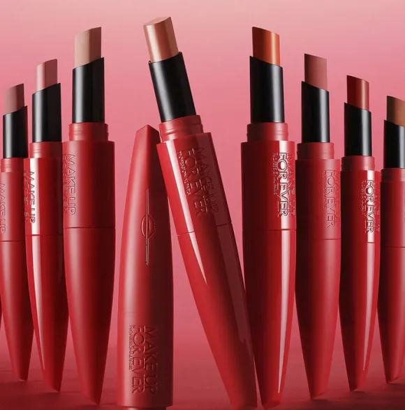 Rouge Artist For Ever - Långvarigt återfuktande satin-läppstift