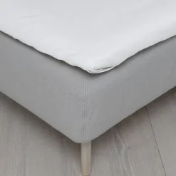 Satin lagen hvid