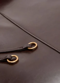 Shiny shoulder bag
