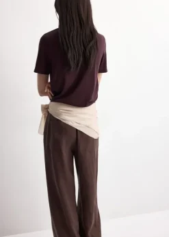 Short-sleeved knitted sweater