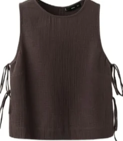 Side-tie batiste top
