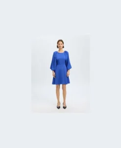 SLFLAURINA 3/4 SHORT OPEN BACK DRES