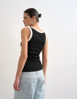 TSRAJA RIB SCOOP NECK VEST JRS