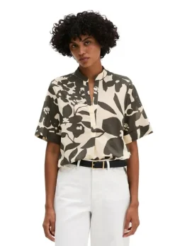 Woven Blouses Shortsleeve